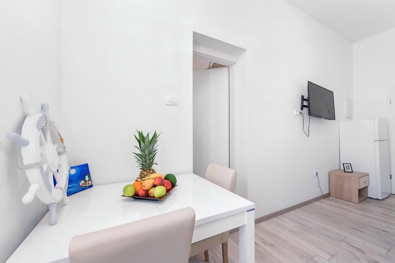 City Studio Market 5 - Rijeka Rent Exterior foto